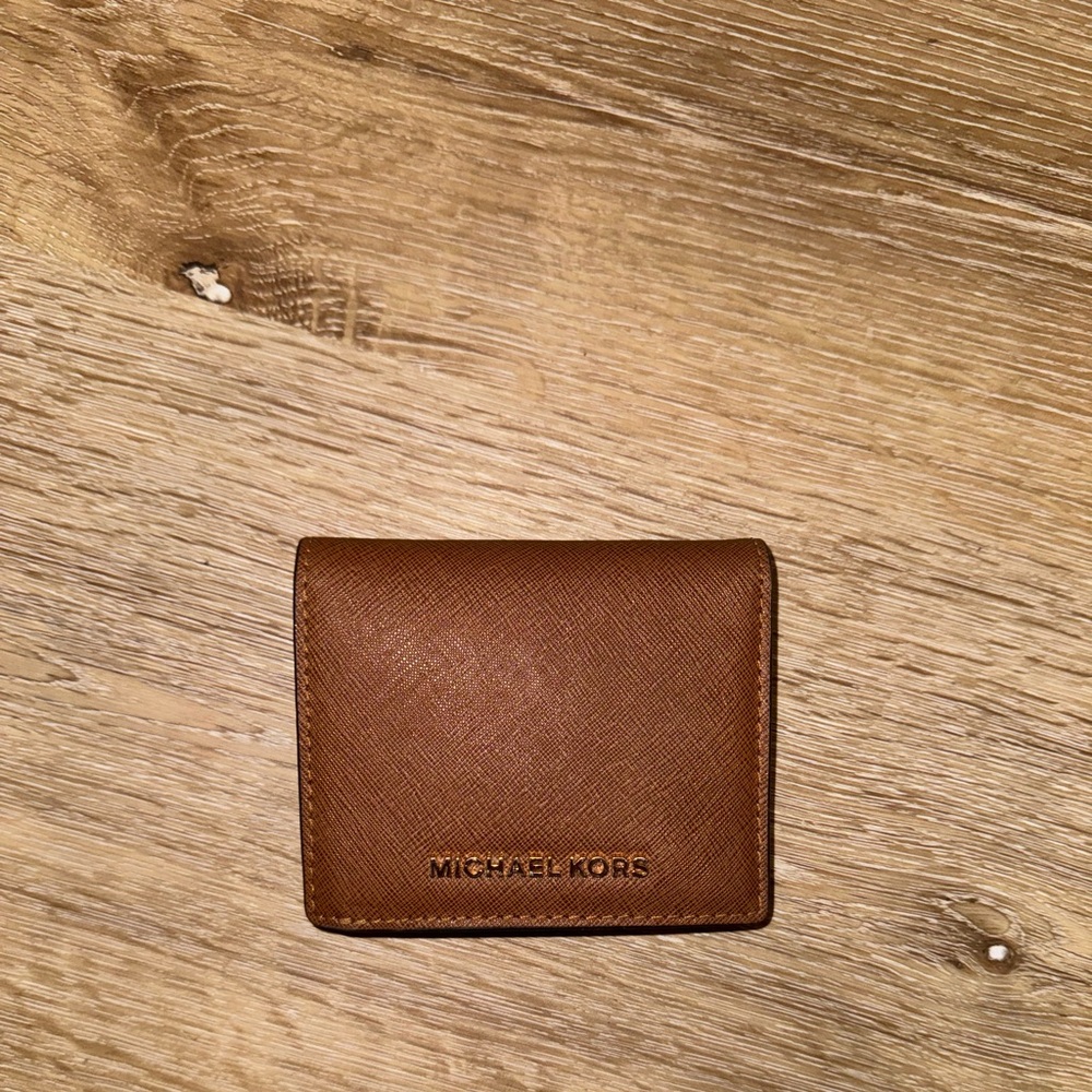 NWOT brown Michael Kors Wallet small